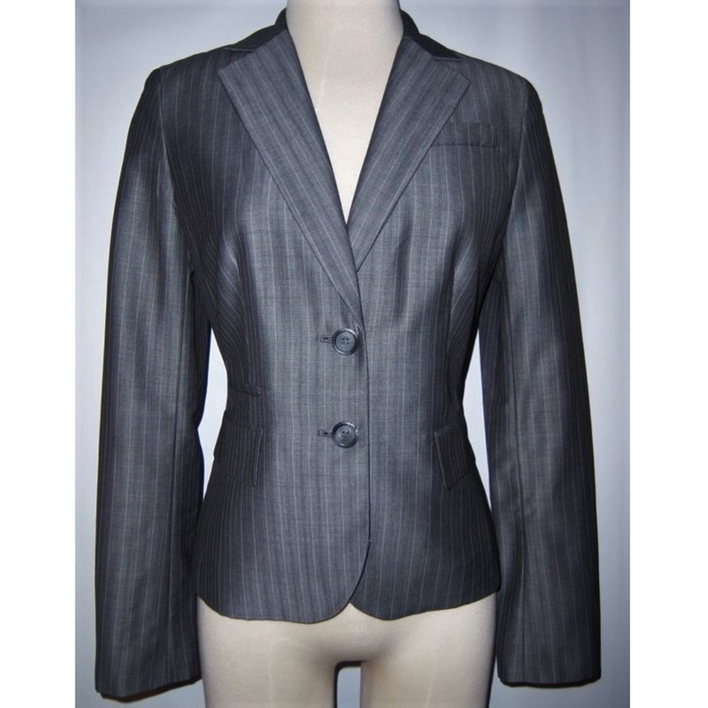 NWT The LIMITED Lined 2-button Blazer